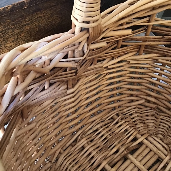 Wicker basket. Vintage - Picture 5 of 7